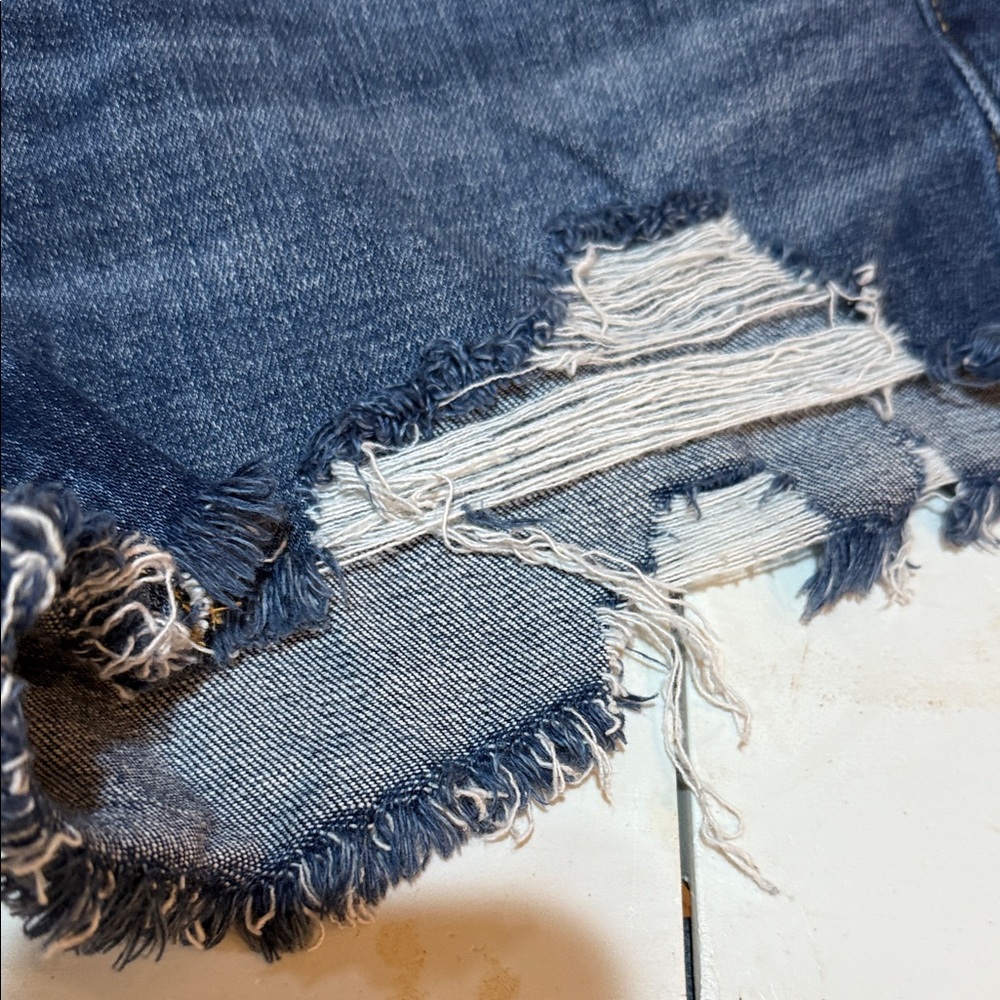 Distressed Denim Women's Shorts - Picture 6 of 7